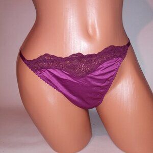 Victoria Secret Panty Thong Fuchsia Purple Lace‎ Trim New